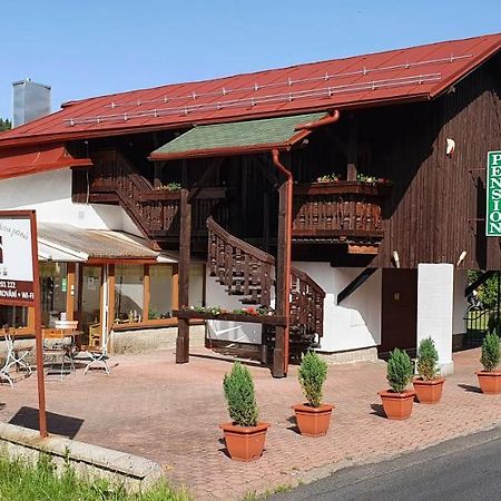 Penzion U Dvou Panu Pernink Exterior foto