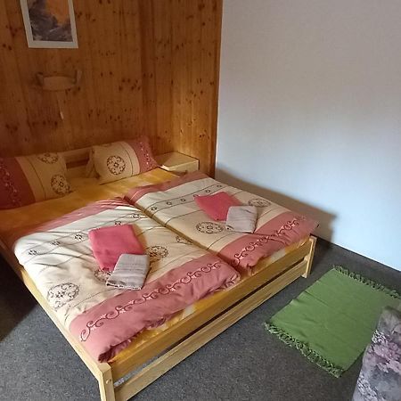Penzion U Dvou Panu Pernink Exterior foto